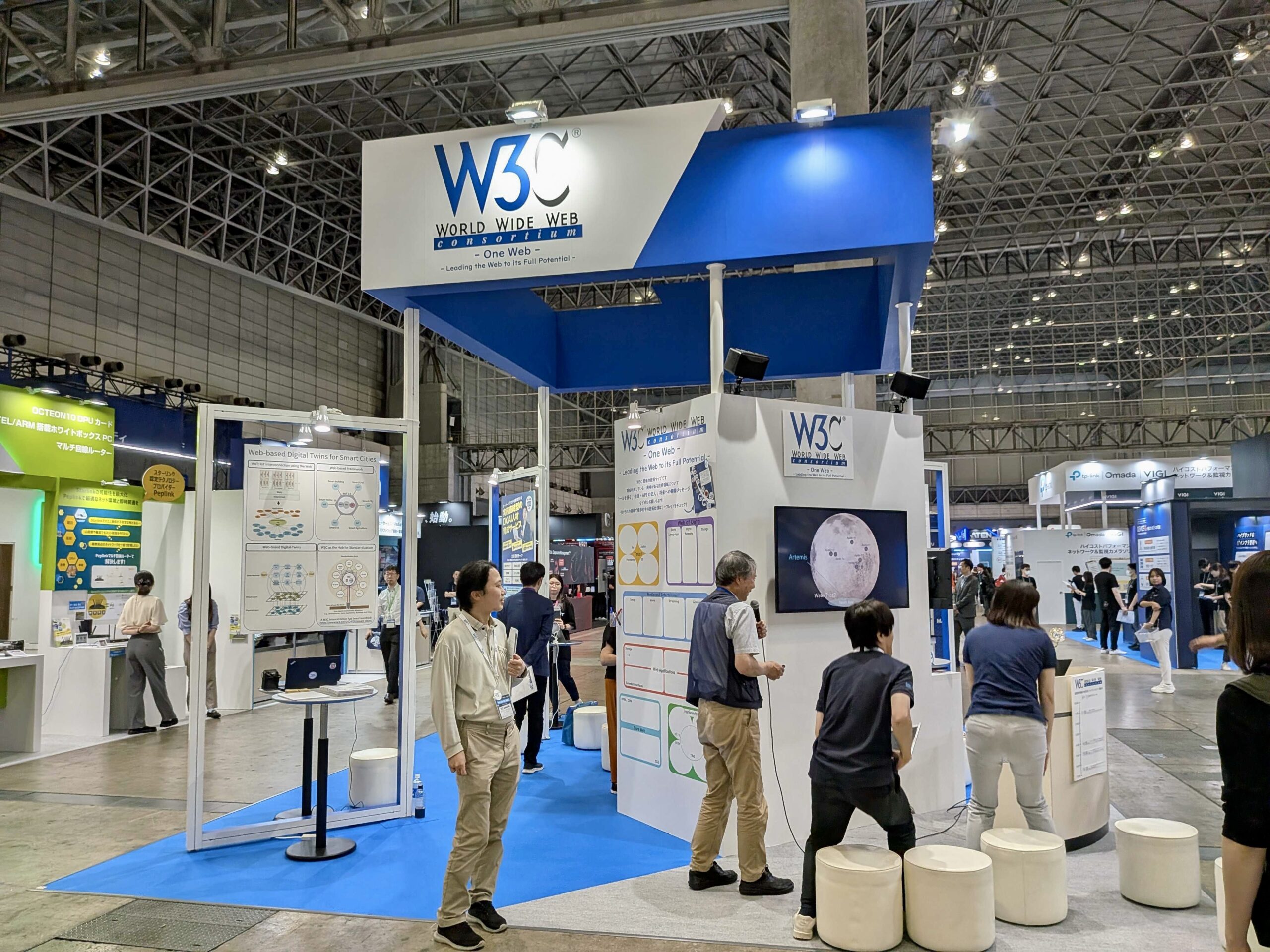 W3C（World Wide Web Consortium）ブースの様子